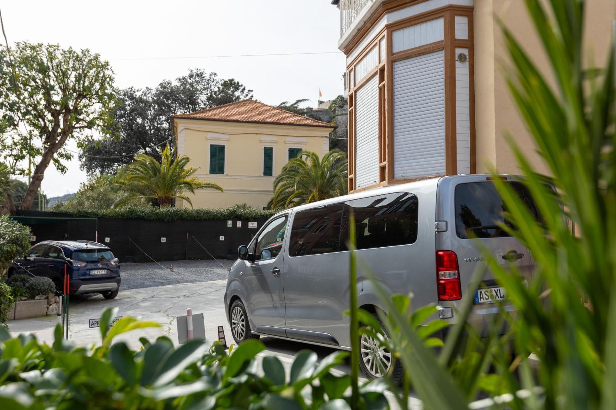 Residence Finale Bike And Beach Finale Ligure Exterior photo